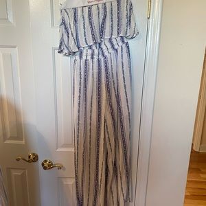 Le Lis Size Small Jumper Sleeveless Wide leg